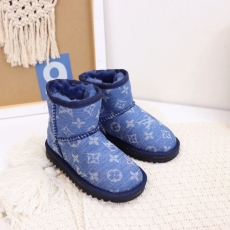 UGG SHOES